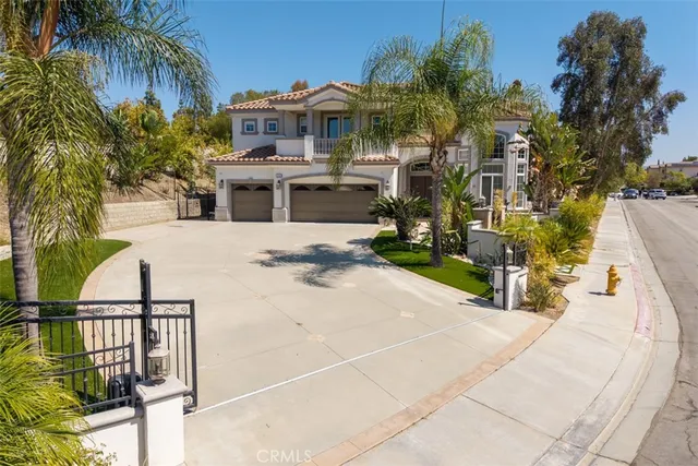 $3,000,000 | 18665 Seabiscuit Run, Yorba Linda, CA 92886