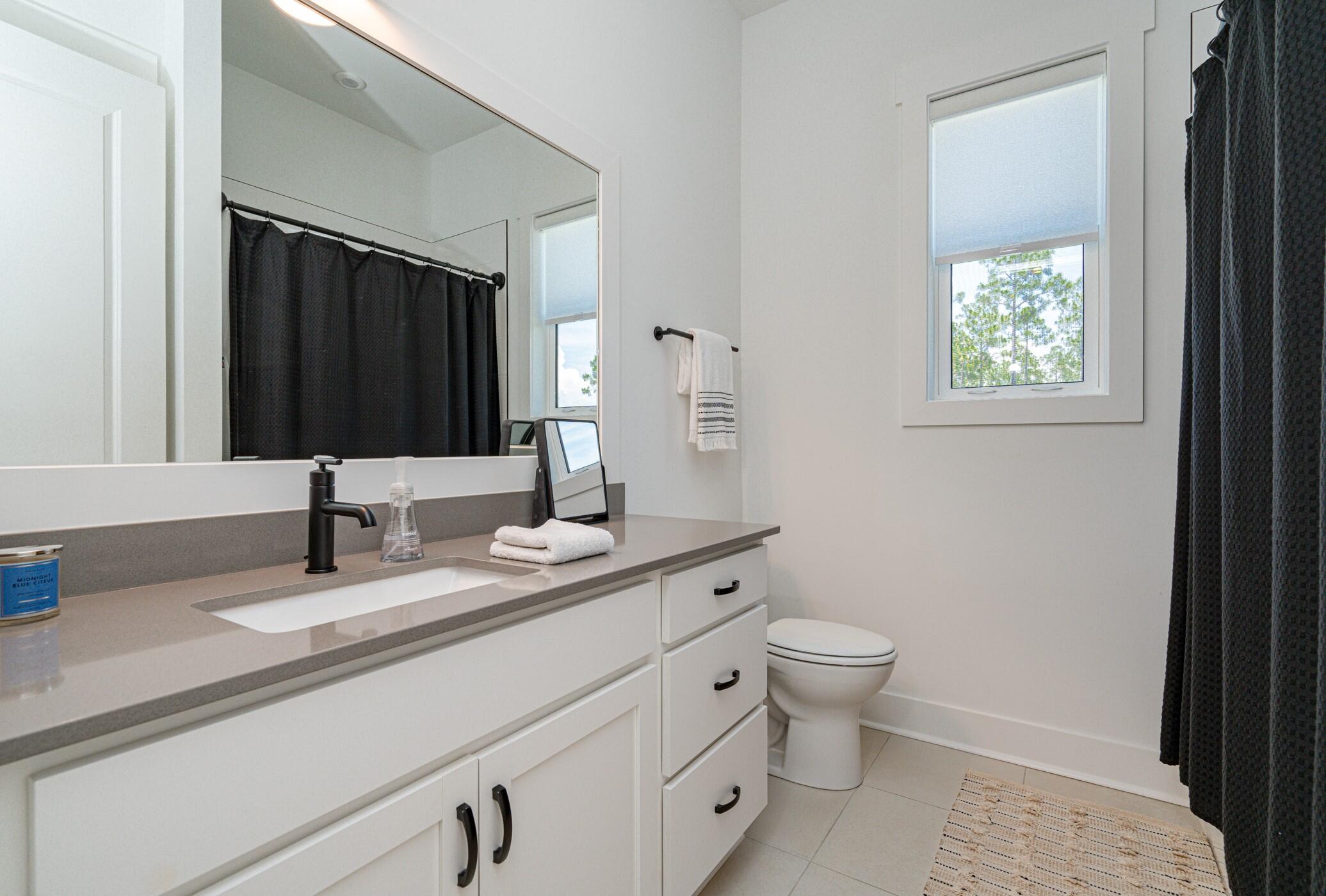 165 Pennekamp Ln Inlet Beach Inlet Beach, FL 32461 - Photo 51 of 75 165 Pennekamp Ln-upstairs bath