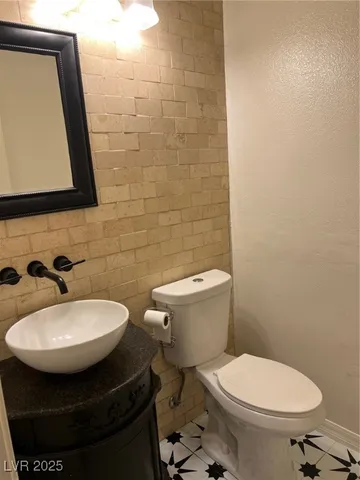 $2,000 | 109 Snow Dome Avenue, North Las Vegas, NV 89031