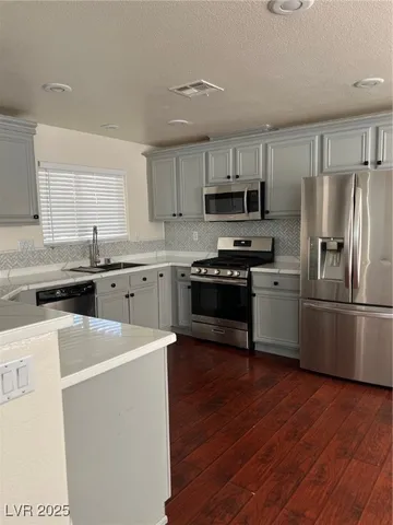 $2,000 | 109 Snow Dome Avenue, North Las Vegas, NV 89031