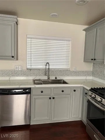 $2,000 | 109 Snow Dome Avenue, North Las Vegas, NV 89031