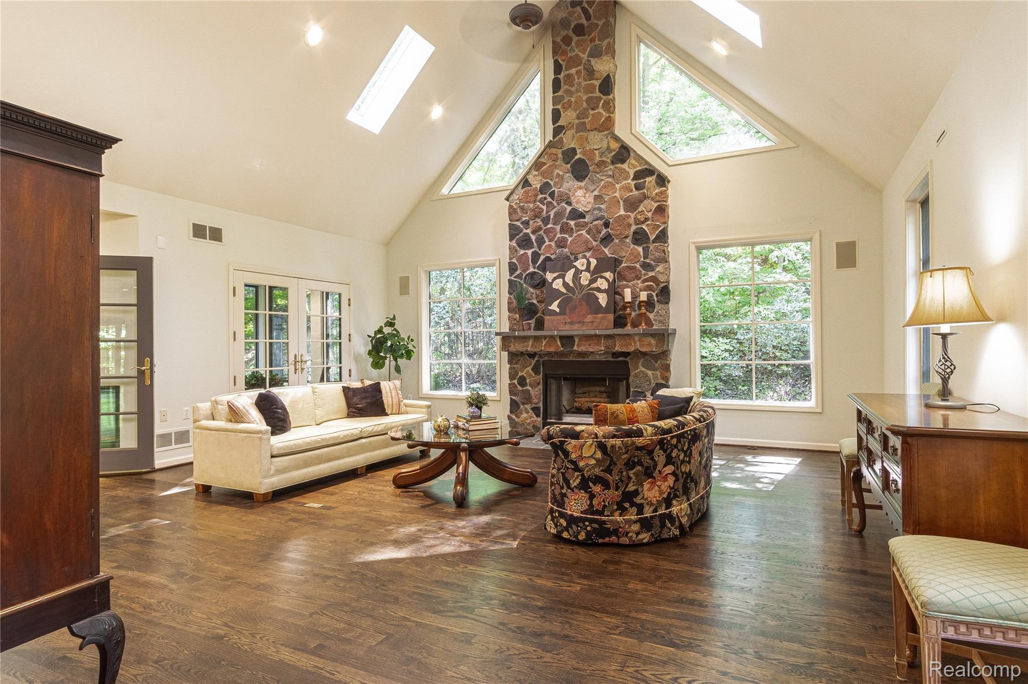 1200 Mead Road Rochester, MI 48306 - Photo 42 of 80 Interiors (28 of 108).jpg