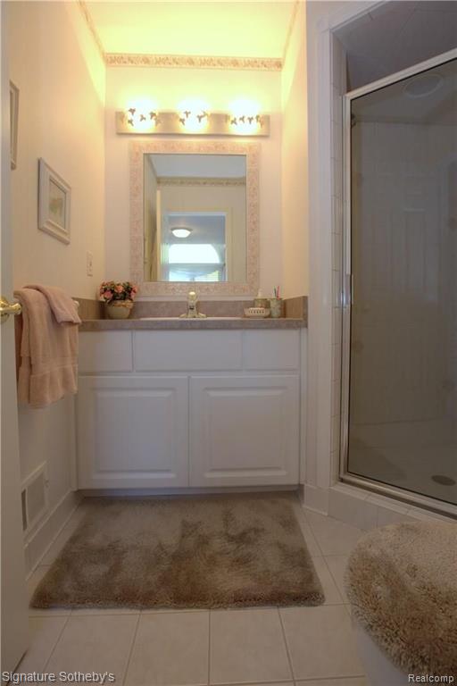 1616 Springview Court Rochester, MI 48307 - Photo 39 of 51 Gallery Image 39