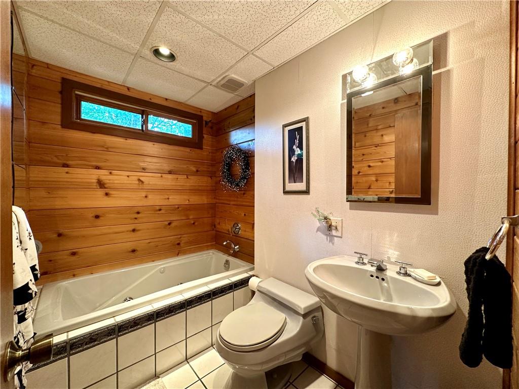 331 Fullerton Road Enon Valley, PA 16120 - Photo 14 of 49 Gallery Image 14