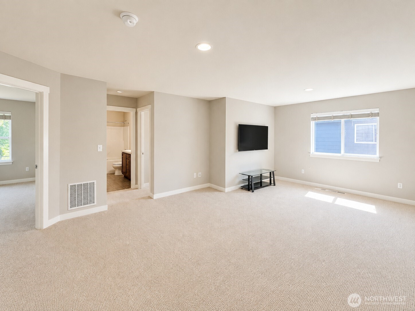 21906 40th Avenue Southeast Bothell, WA 98021 - Photo 25 of 40 Gallery Image 25