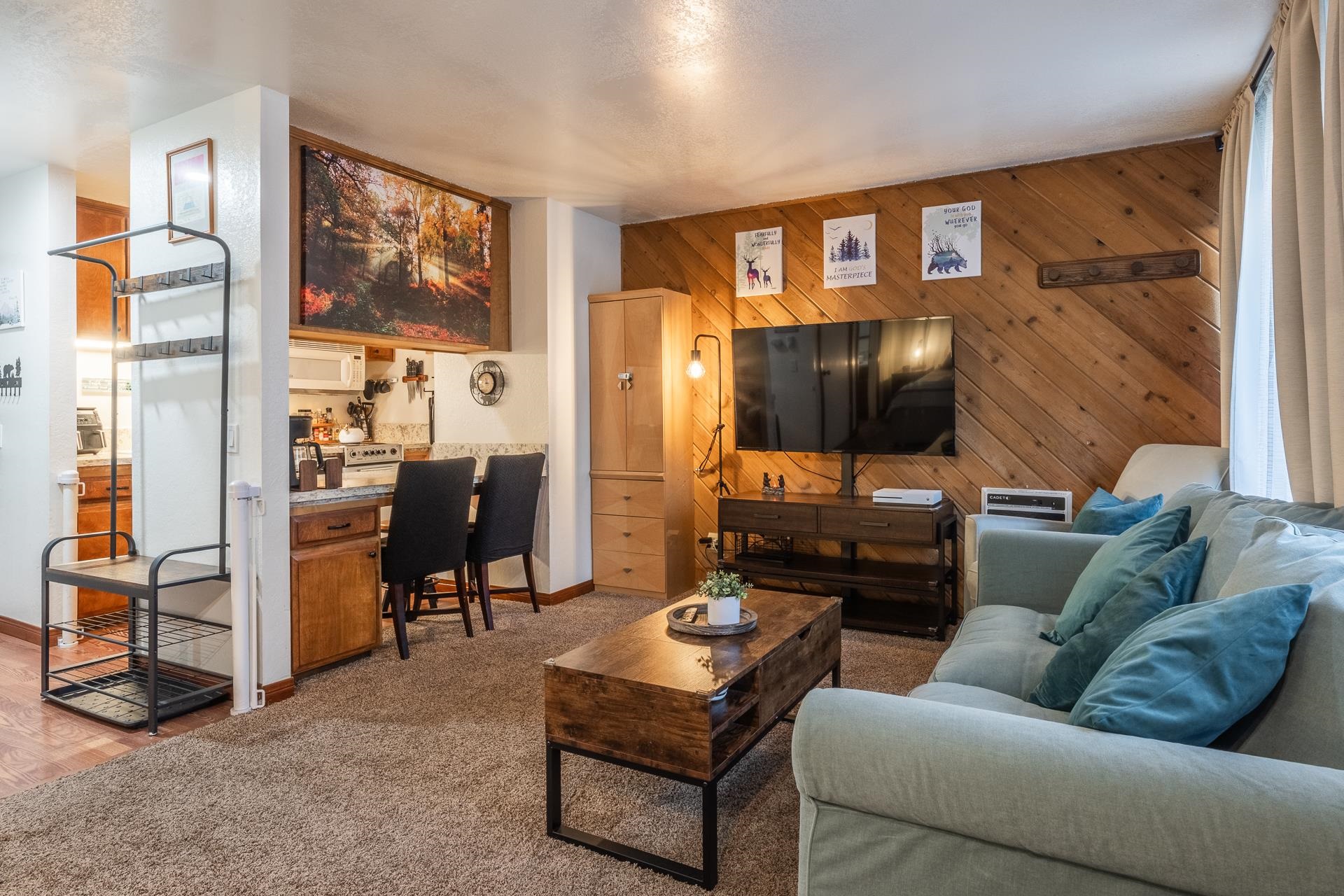 2289 Sierra Nevada Road, Unit G3 Mammoth Lakes, CA 93546 - Photo 3 of 32 Gallery Image 3