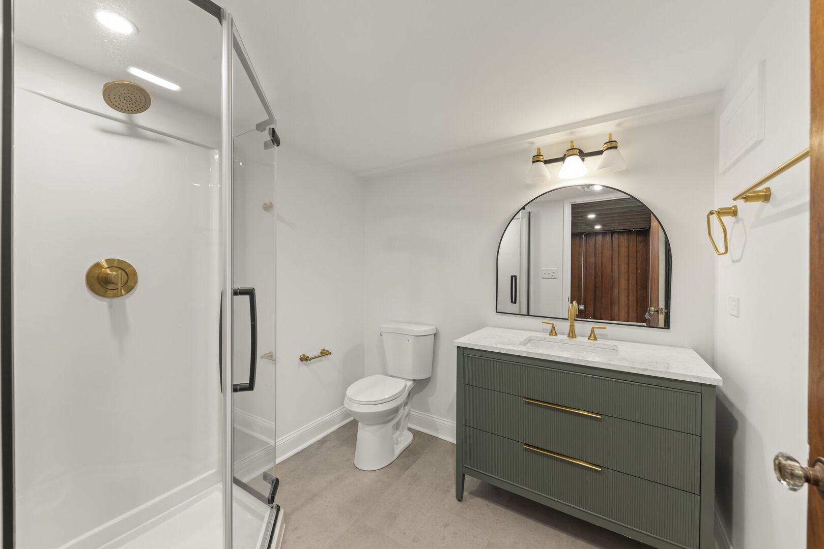 1524 Harding Avenue Berkeley, IL 60163 - Photo 15 of 39 Gallery Image 15