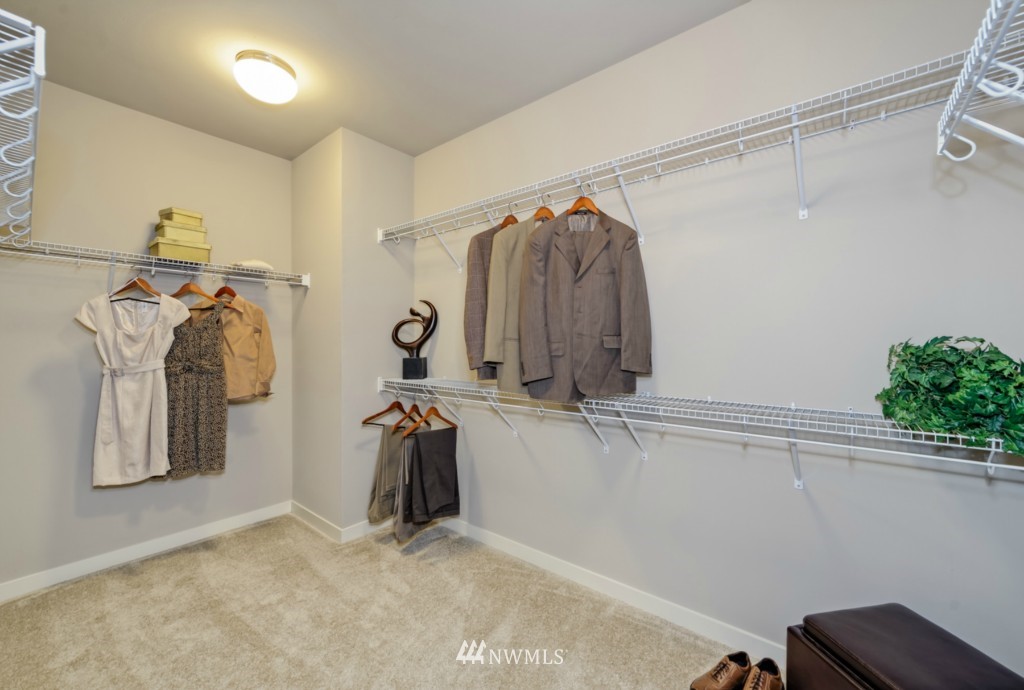22029 38th Avenue Southeast Bothell, WA 98021 - Photo 17 of 25