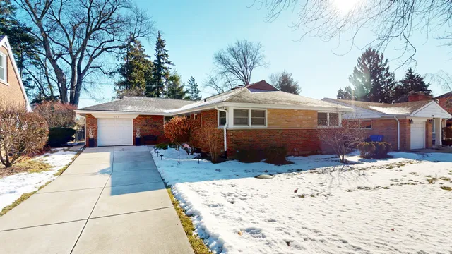 $525,000 | 507 South I Oka Avenue, Mount Prospect, IL 60056