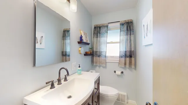 $525,000 | 507 South I Oka Avenue, Mount Prospect, IL 60056