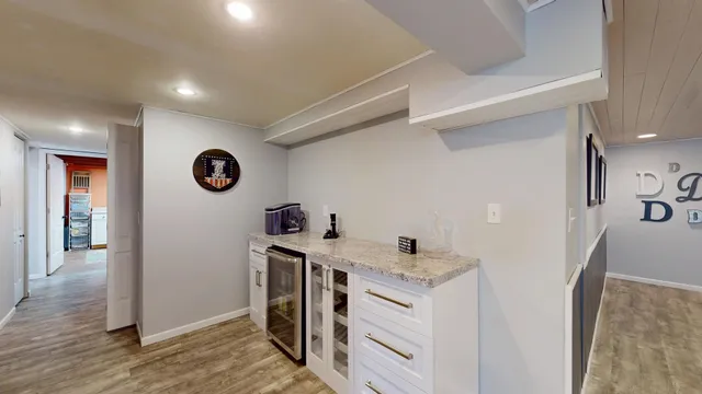 $525,000 | 507 South I Oka Avenue, Mount Prospect, IL 60056