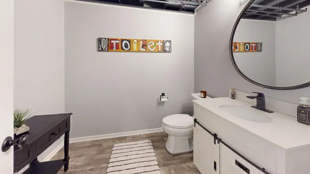 $525,000 | 507 South I Oka Avenue, Mount Prospect, IL 60056