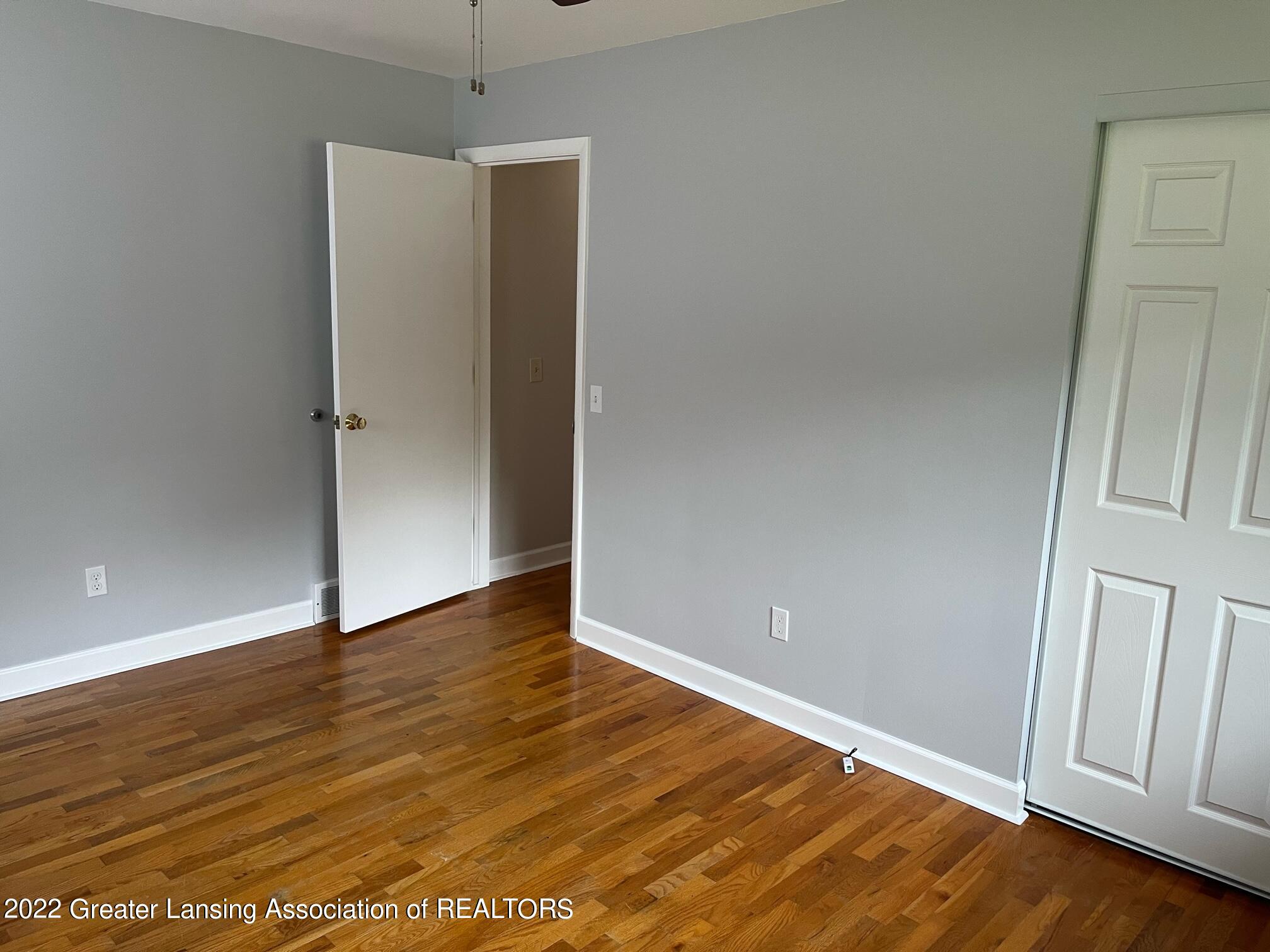 1342 Marble Road East Lansing, MI 48823 - Photo 13 of 27 image4
