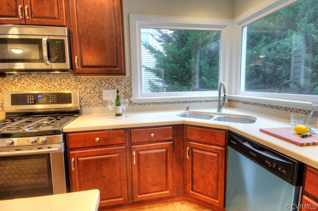 5715 Harbour Ridge Road Midlothian, VA 23112 - Photo 9 of 29 Gallery Image 9