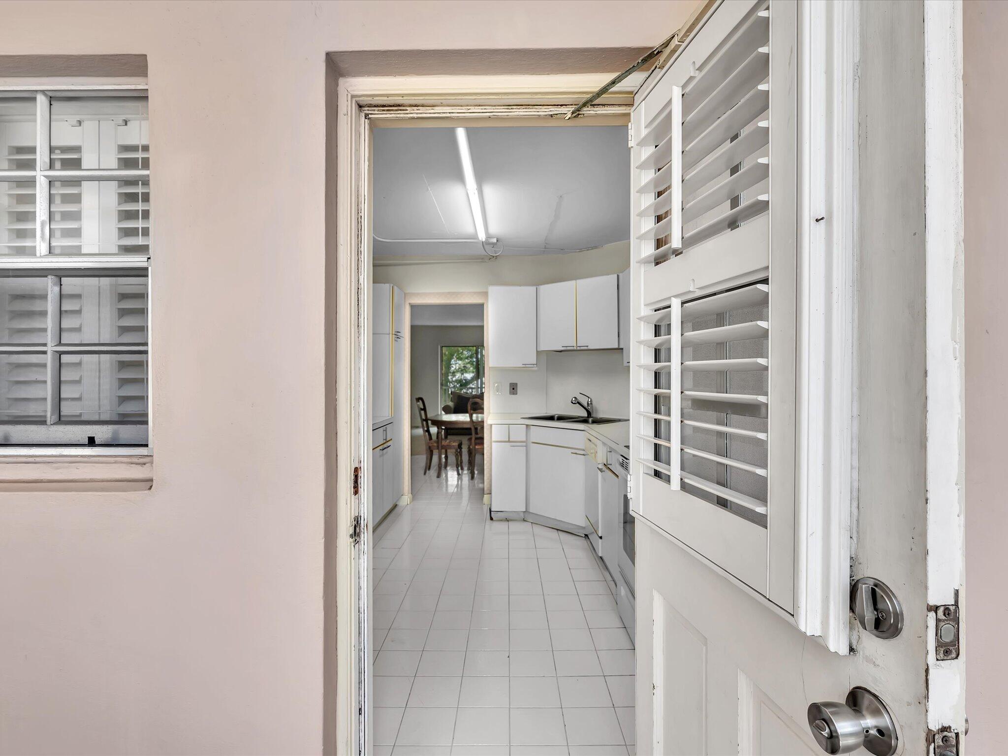 9101 West Sample Road, Unit 204 Coral Springs, FL 33065 - Photo 10 of 55 01-FPP00001