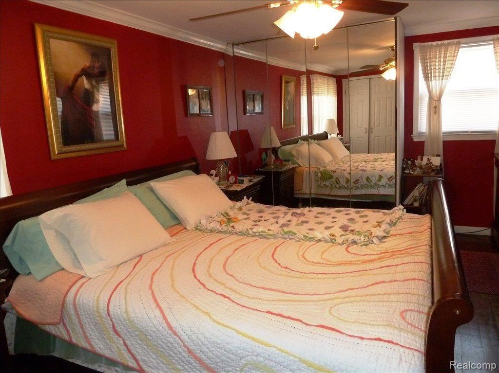 18300 Beverly Road Franklin, MI 48025 - Photo 9 of 13 Master Bedroom