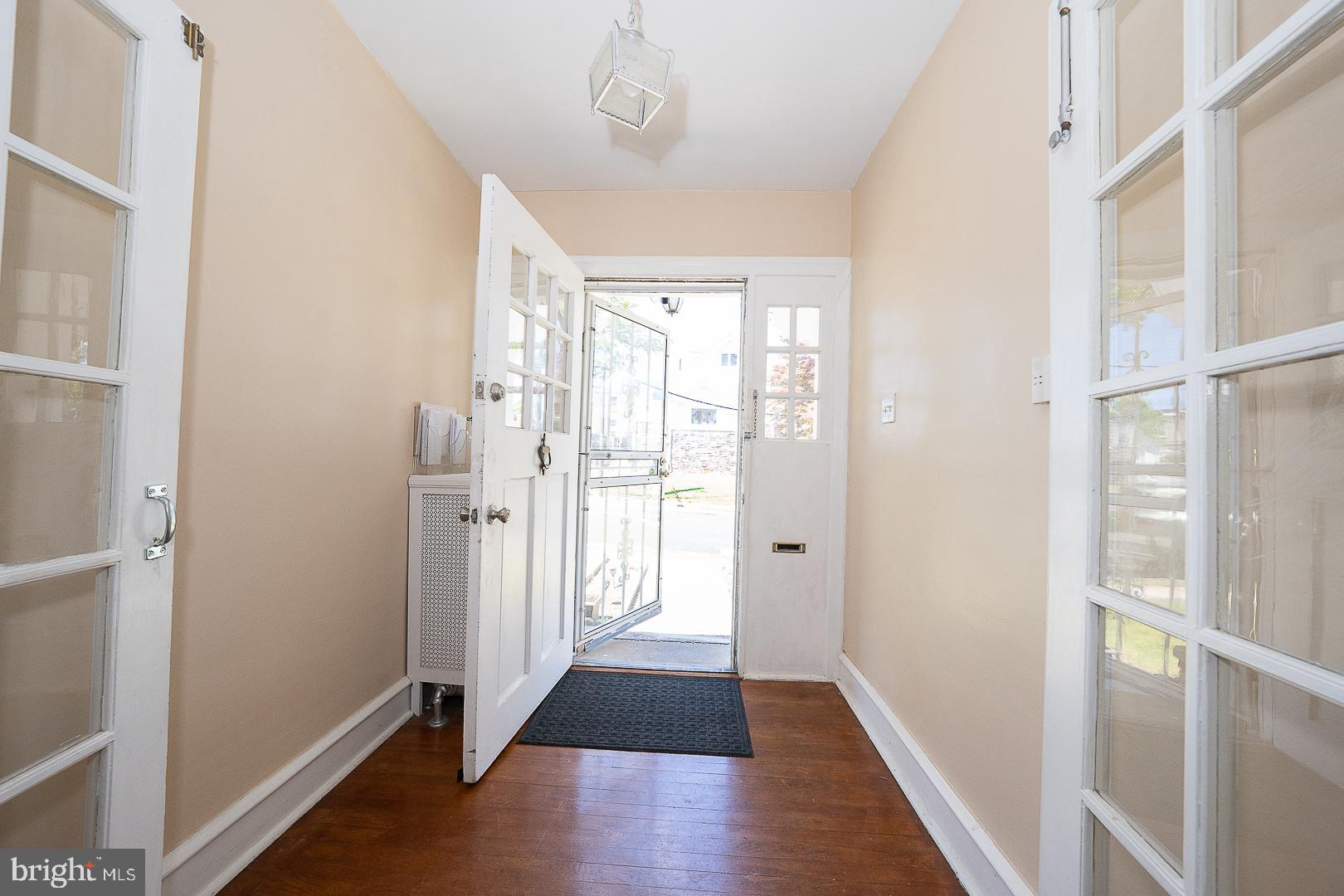 7230 Hilltop Road Upper Darby, PA 19082 - Photo 18 of 98