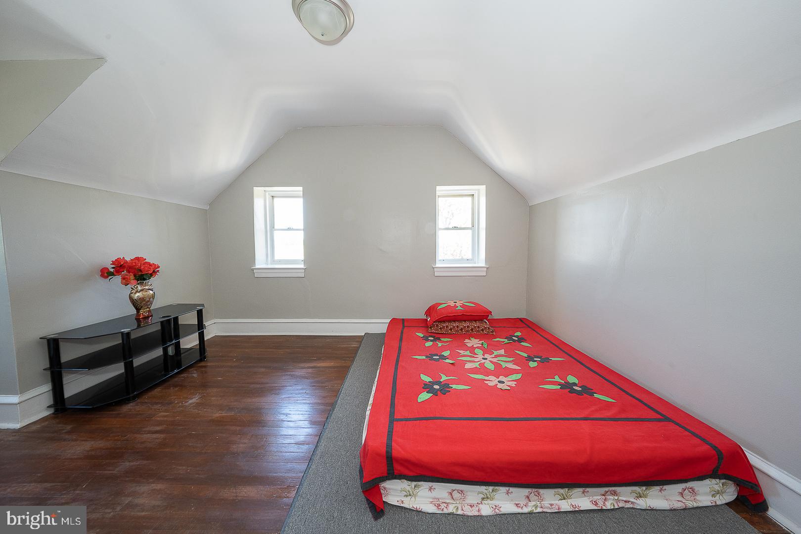 7230 Hilltop Road Upper Darby, PA 19082 - Photo 67 of 98