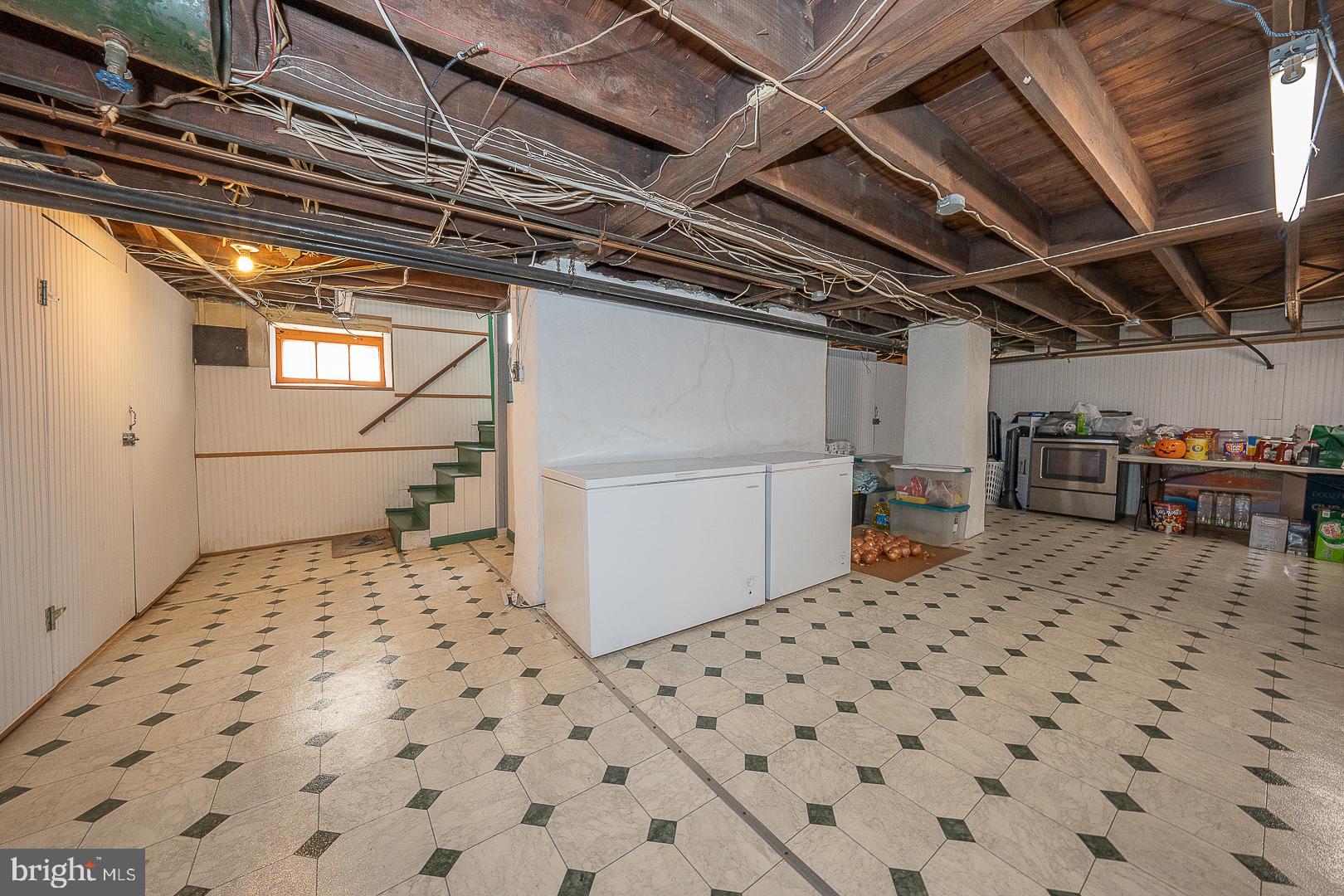 7230 Hilltop Road Upper Darby, PA 19082 - Photo 71 of 98