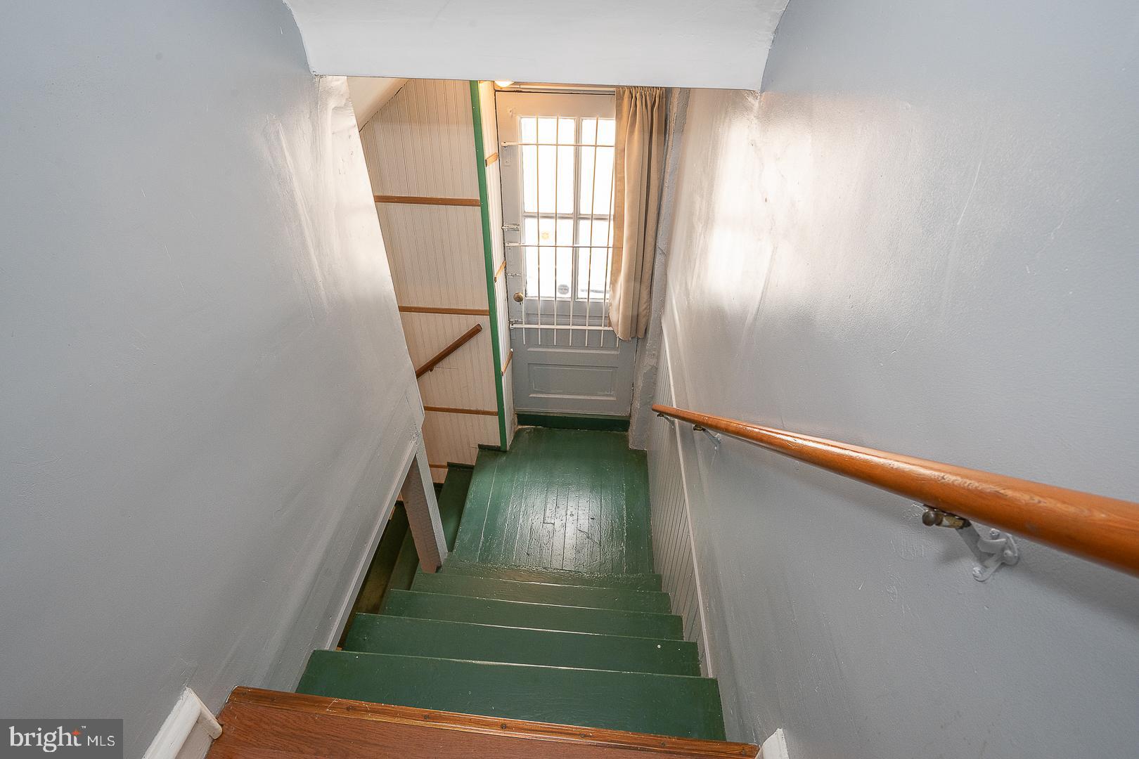 7230 Hilltop Road Upper Darby, PA 19082 - Photo 75 of 98