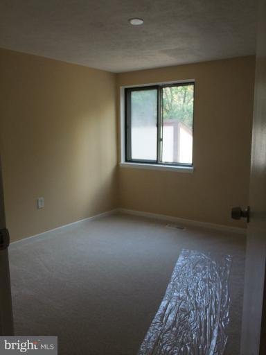 12202 Nutmeg Lane Reston, VA 20191 - Photo 6 of 12 Bedroom