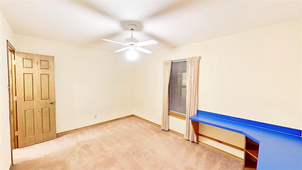 509 Topside Drive Azle, TX 76020 - Photo 14 of 19 a view of an empty room
