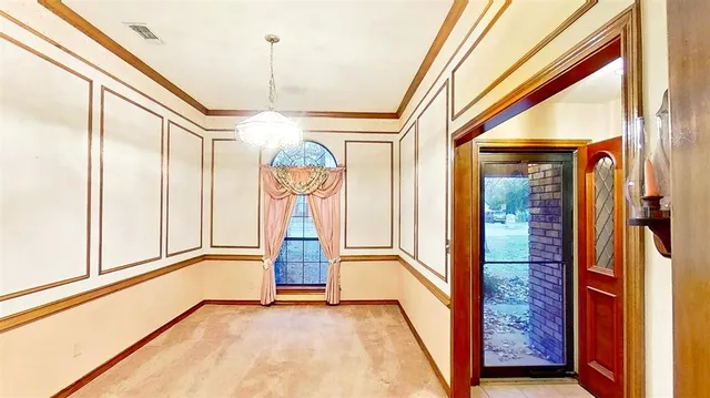 $340,000 | 509 Topside Drive, Azle, TX 76020