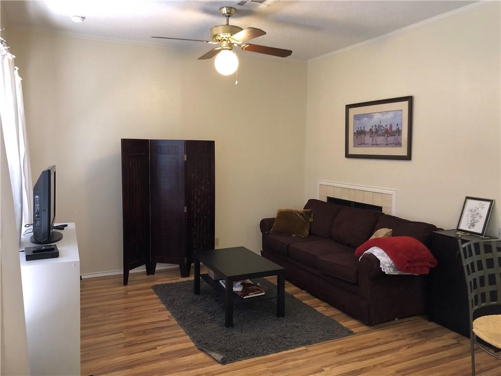 2804 Rio Grande Street, Unit 204 Austin, TX 78705 - Photo 8 of 24