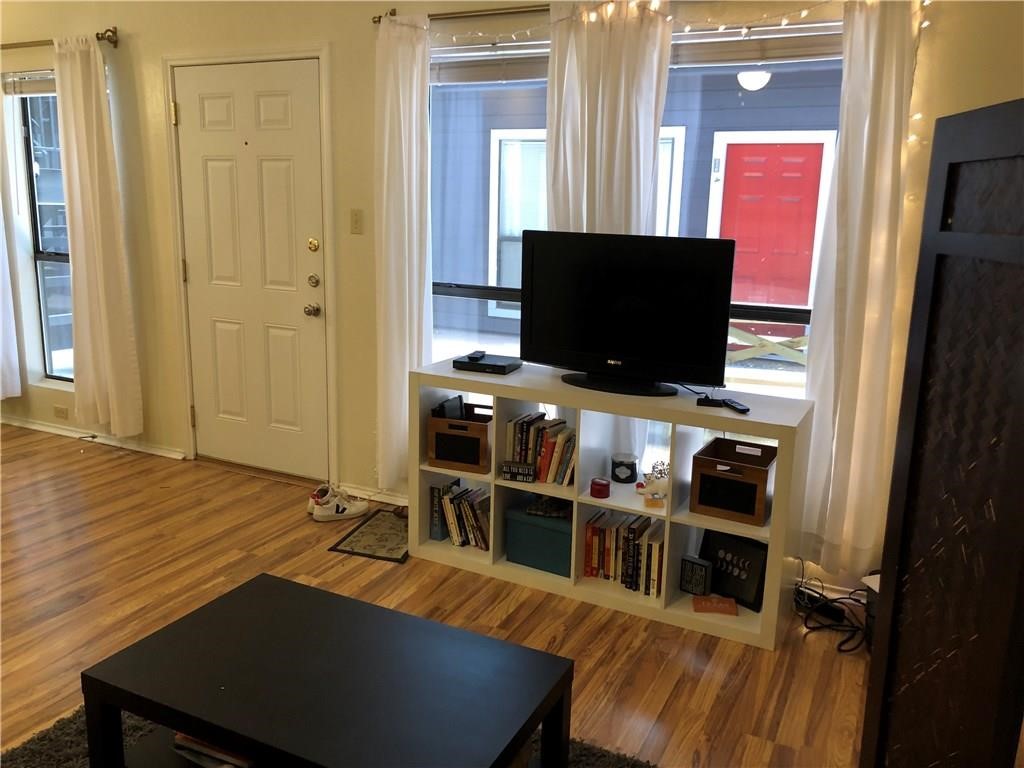 2804 Rio Grande Street, Unit 204 Austin, TX 78705 - Photo 9 of 24