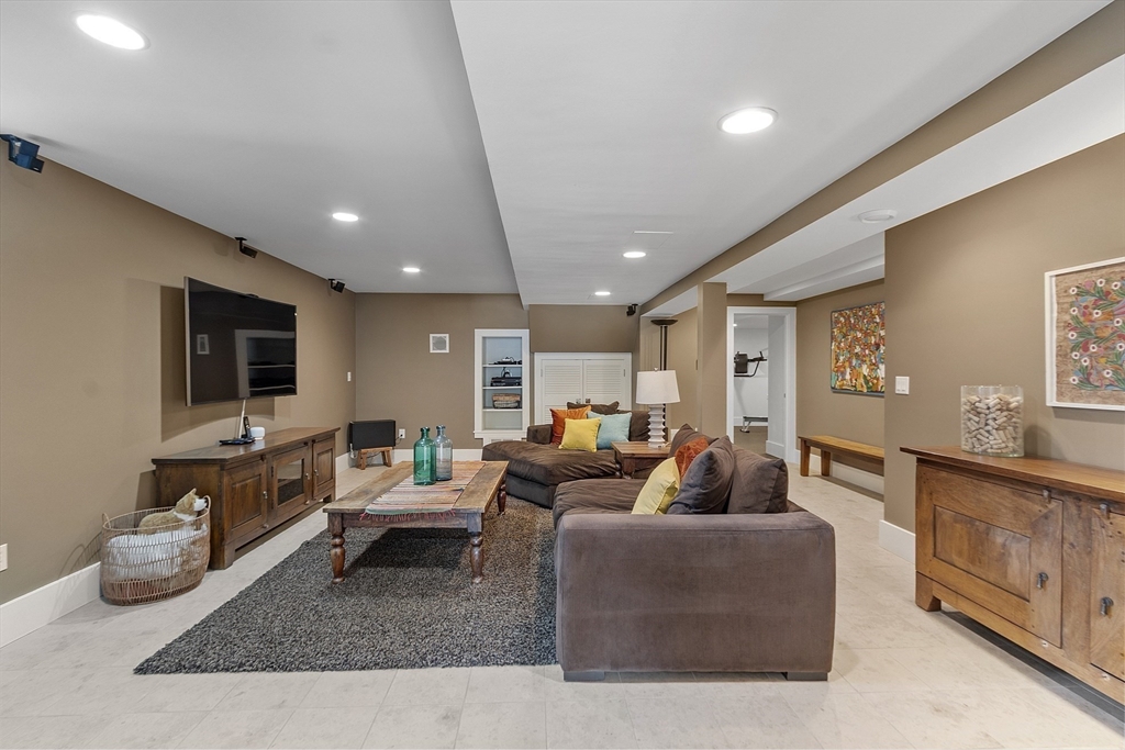 1409 Monument Street Concord, MA 01742 - Photo 29 of 41