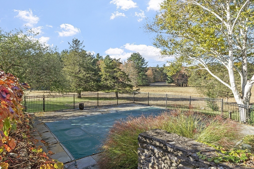 1409 Monument Street Concord, MA 01742 - Photo 32 of 41