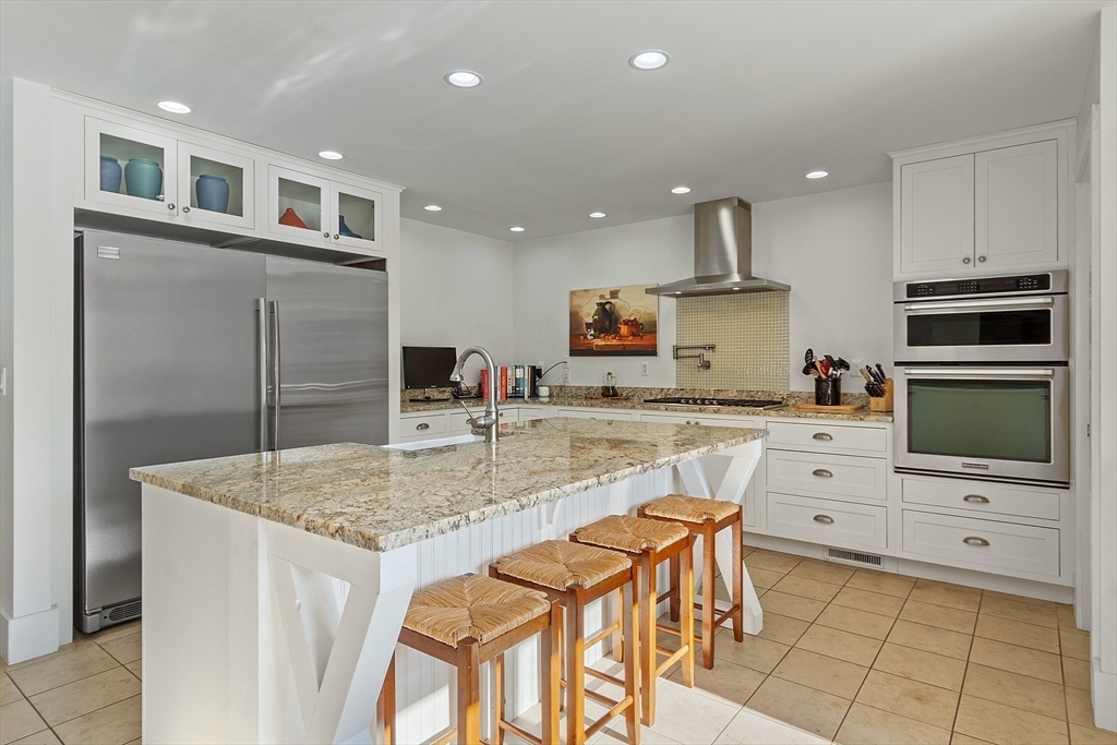 1409 Monument Street Concord, MA 01742 - Photo 8 of 40