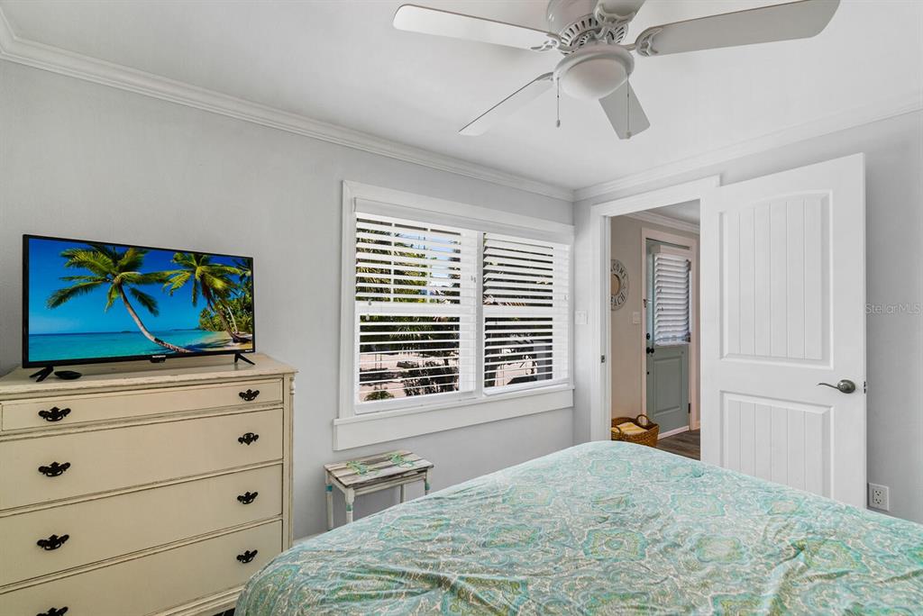 305 57th Street, Unit B Holmes Beach, FL 34217 - Photo 13 of 25