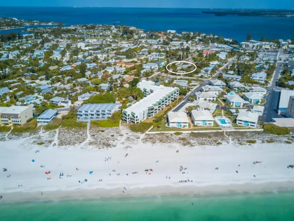 $3,800 | 305 57th Street, Unit B, Holmes Beach, FL 34217