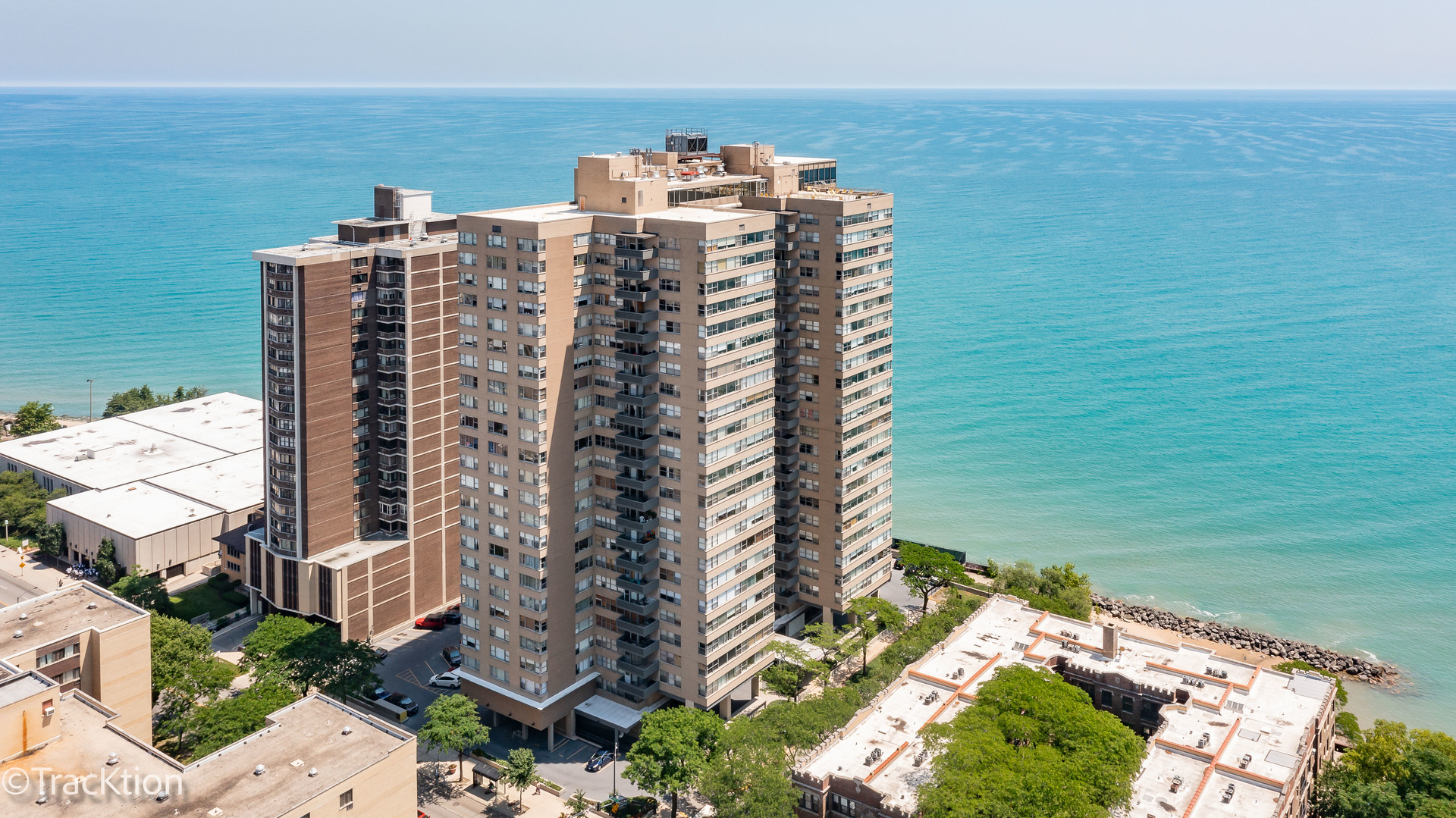 6301 North Sheridan Road, Unit 22L Chicago, IL 60660 - Photo 1 of 20 Gallery Image 1