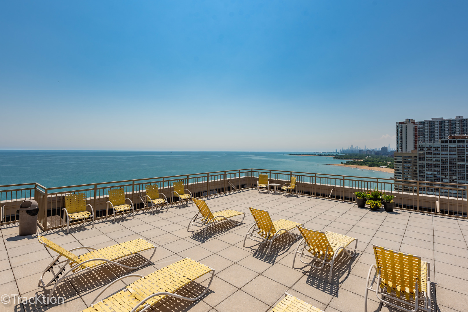 6301 North Sheridan Road, Unit 22L Chicago, IL 60660 - Photo 18 of 20 Gallery Image 18