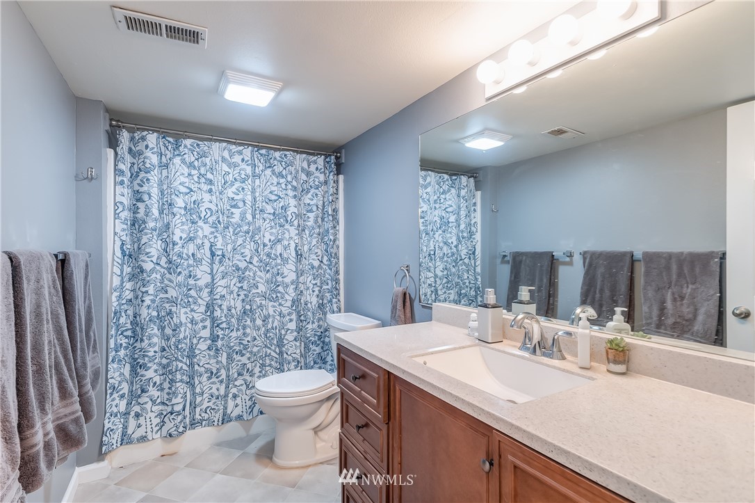 824 Blueberry Lane Bellingham, WA 98229 - Photo 17 of 25