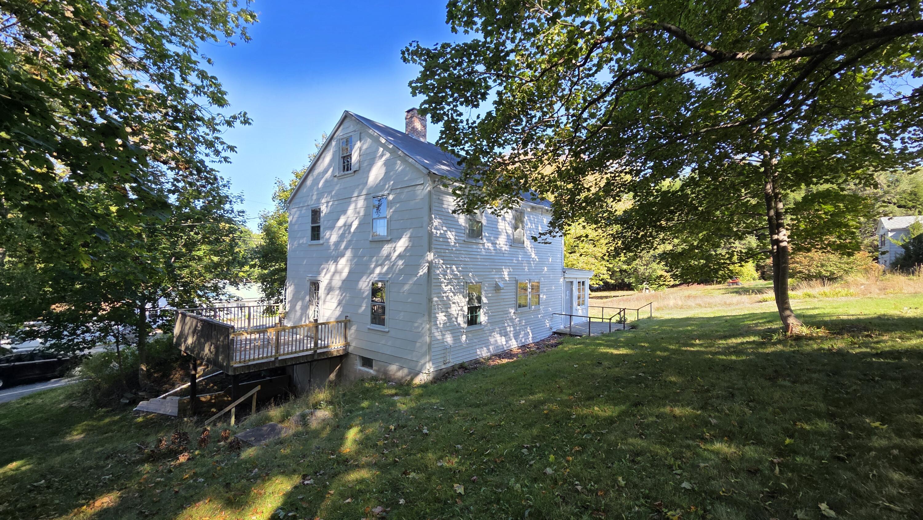 195 River Road Bucksport, ME 04416 - Photo 4 of 32 Back Left