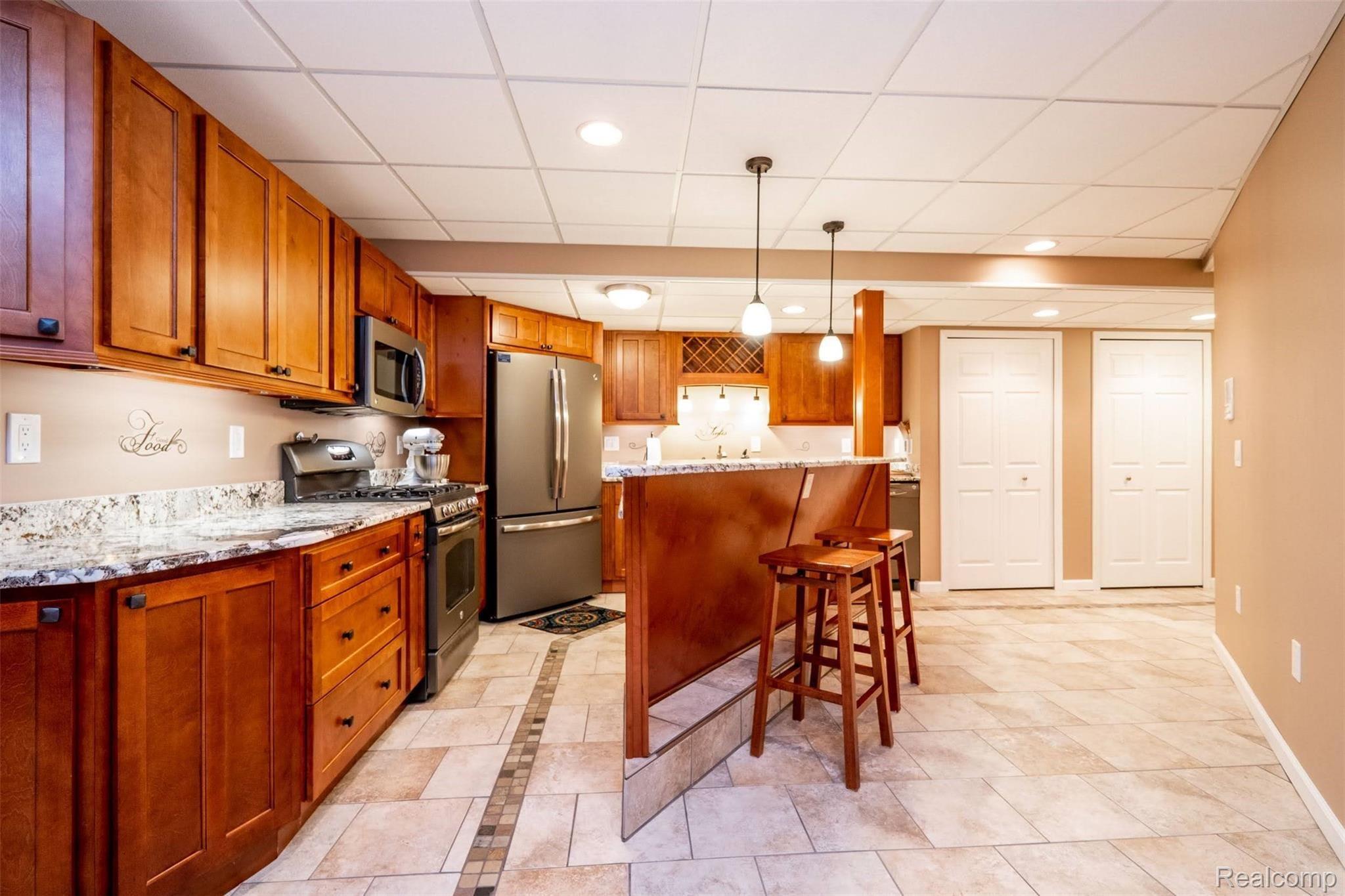16059 Moore Park Road Macomb, MI 48044 - Photo 35 of 54 16059 Moore Park Rd (37 of 55).jpg