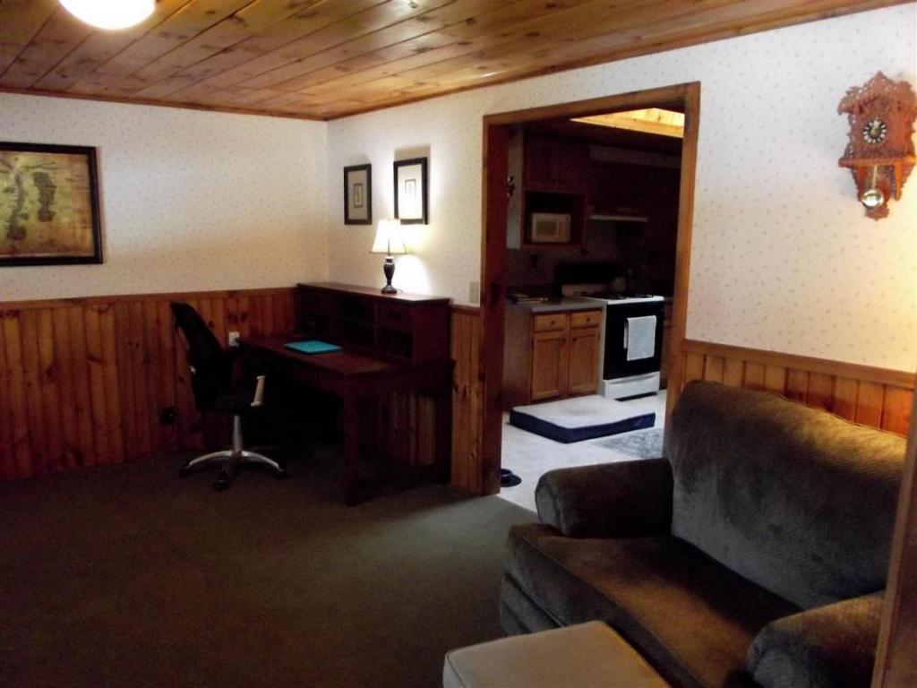 57 Walker Road Endicott, NY 13760 - Photo 6 of 23 Gallery Image 6