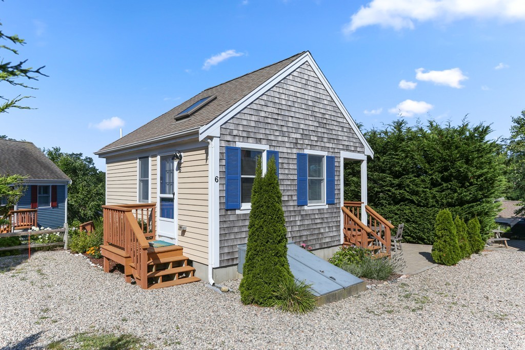 6 Shore Road, Unit 6 Truro, MA 02666 - Photo 2 of 21 Gallery Image 2
