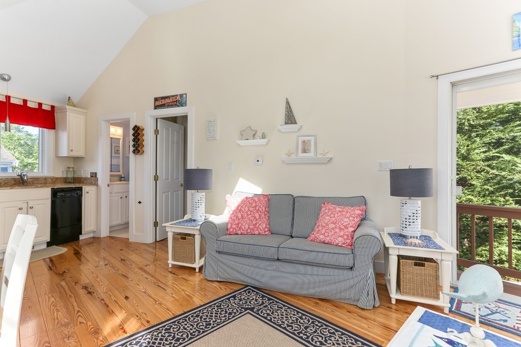 6 Shore Road, Unit 6 Truro, MA 02666 - Photo 5 of 21 Gallery Image 5