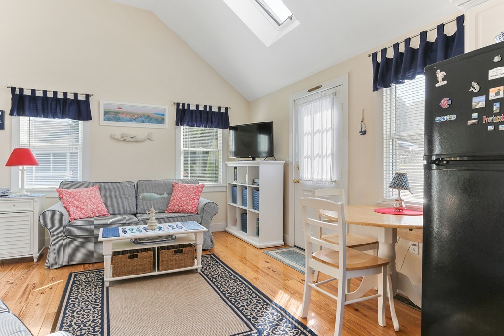 6 Shore Road, Unit 6 Truro, MA 02666 - Photo 8 of 21 Gallery Image 8