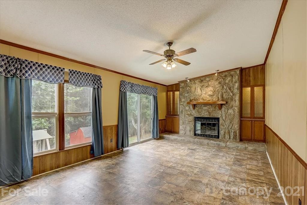 76 Reeves Road Leicester, NC 28748 - Photo 15 of 36 Gallery Image 15