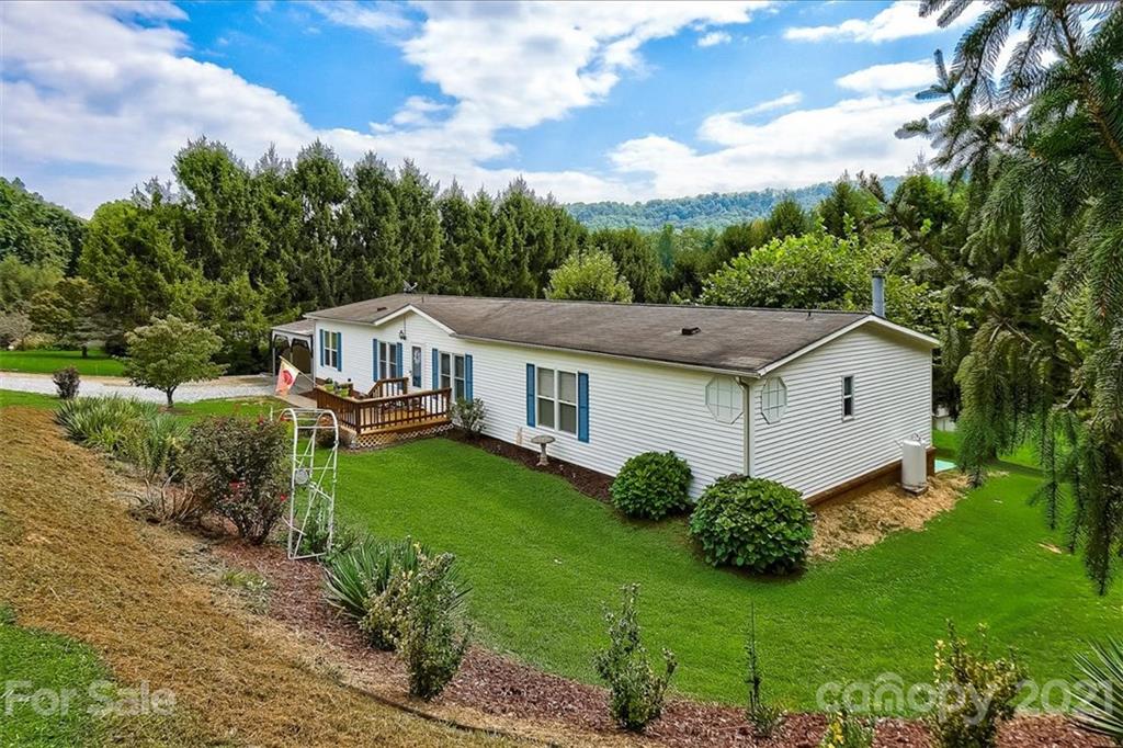 76 Reeves Road Leicester, NC 28748 - Photo 3 of 36 Gallery Image 3