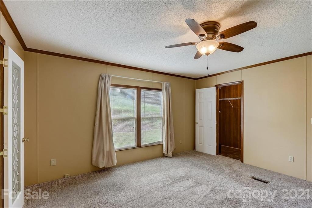 76 Reeves Road Leicester, NC 28748 - Photo 21 of 36 Gallery Image 21