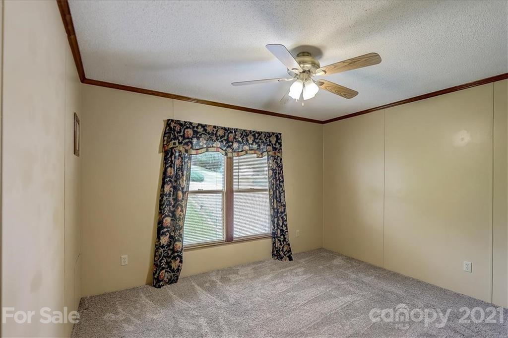 76 Reeves Road Leicester, NC 28748 - Photo 22 of 36 Gallery Image 22