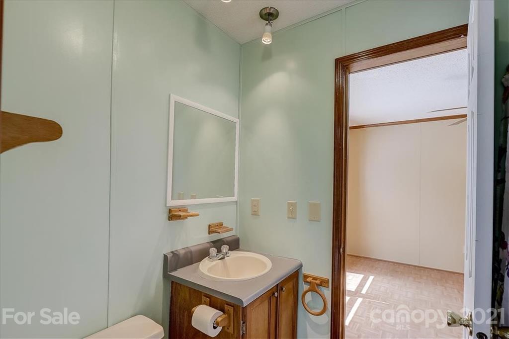 76 Reeves Road Leicester, NC 28748 - Photo 26 of 36 Gallery Image 26