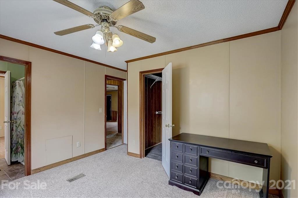 76 Reeves Road Leicester, NC 28748 - Photo 27 of 36 Gallery Image 27