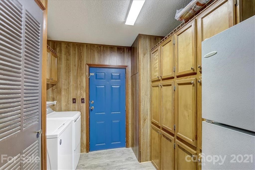 76 Reeves Road Leicester, NC 28748 - Photo 29 of 36 Gallery Image 29